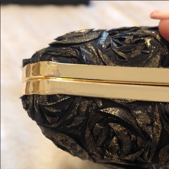 Floral Lame’ Hard Clutch - Picture 8 of 8